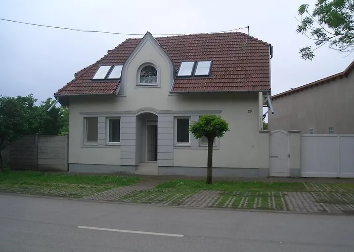 Lägenhet Apartments-mini-hotel Csongrád